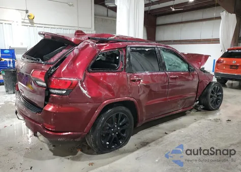 2018 Jeep Grand Cherokee Laredo из США, поврежденный, VIN 1C4RJFAG6JC123238